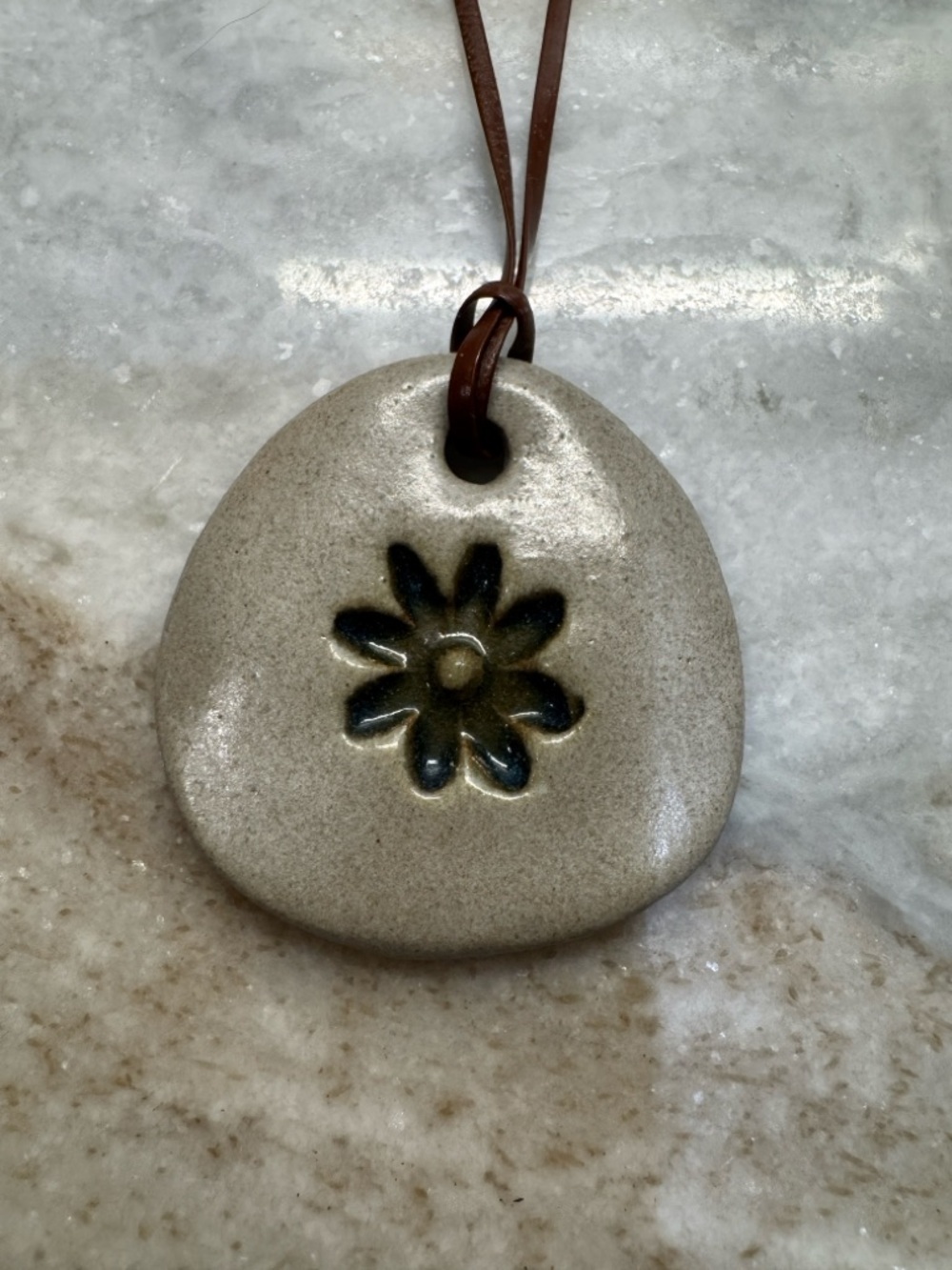 Handmade Ceramic Pendant Necklace with Daisy Motif - Beige
